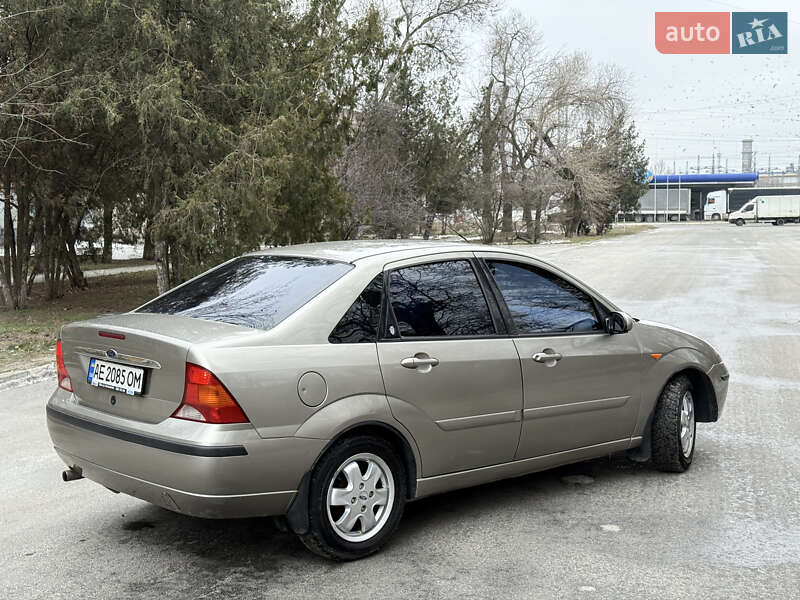 Седан Ford Focus 2003 в Дніпрі