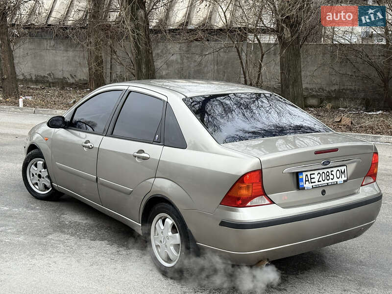 Седан Ford Focus 2003 в Дніпрі