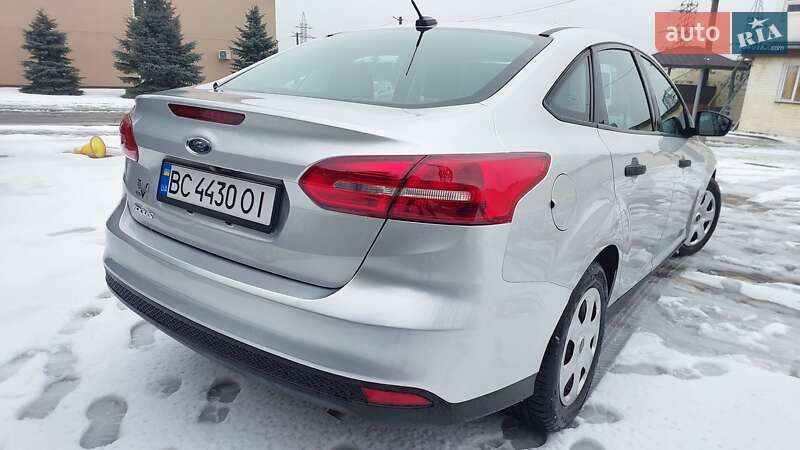 Седан Ford Focus 2017 в Дніпрі фото 3 Седан Ford Focus 2017 в Дніпрі