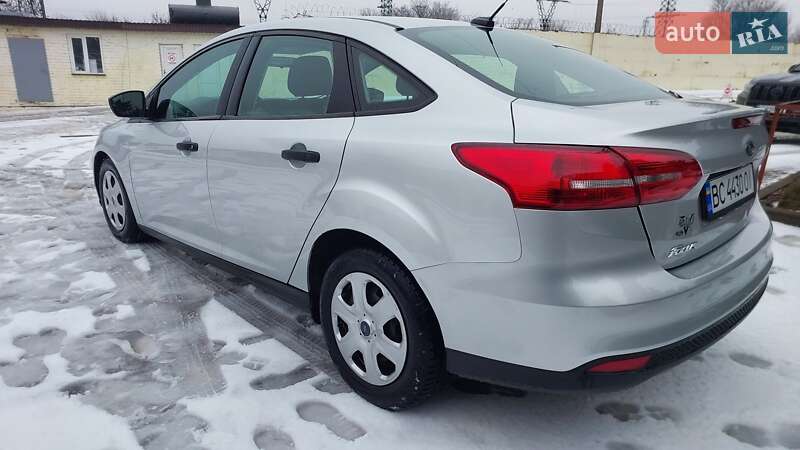 Седан Ford Focus 2017 в Дніпрі фото 7 Седан Ford Focus 2017 в Дніпрі