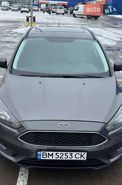 Седан Ford Focus 2015 в Сумах