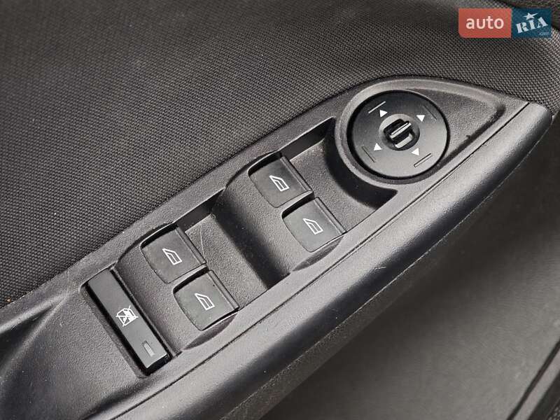 Хетчбек Ford Focus 2016 в Харкові фото 23 Хетчбек Ford Focus 2016 в Харкові