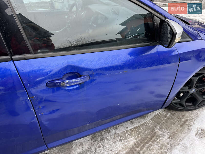 Хэтчбек Ford Focus 2013 в Киеве