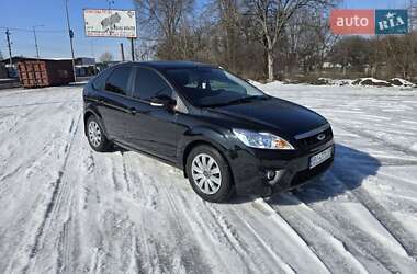 Хэтчбек Ford Focus 2010 в Полтаве