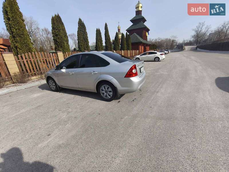 Седан Ford Focus 2010 в Днепре