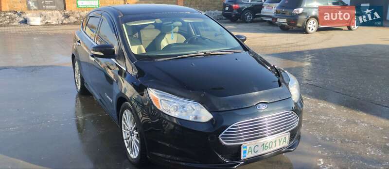Хетчбек Ford Focus 2012 в Володимирі фото 6 Хетчбек Ford Focus 2012 в Володимирі