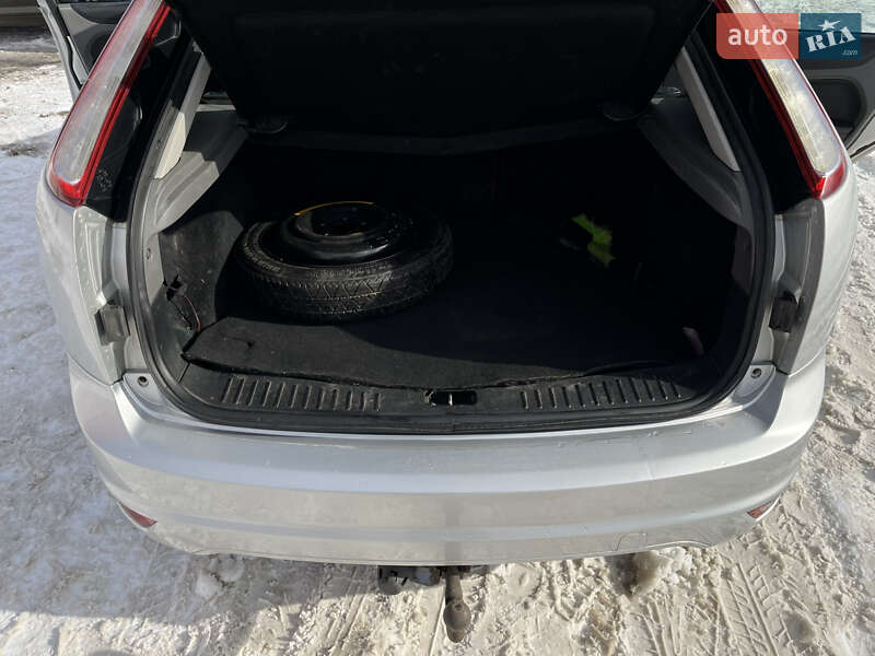 Хетчбек Ford Focus 2009 в Чернігові фото 14 Хетчбек Ford Focus 2009 в Чернігові