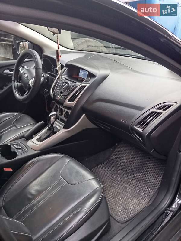 Седан Ford Focus 2014 в Новомосковську фото 7 Седан Ford Focus 2014 в Новомосковську