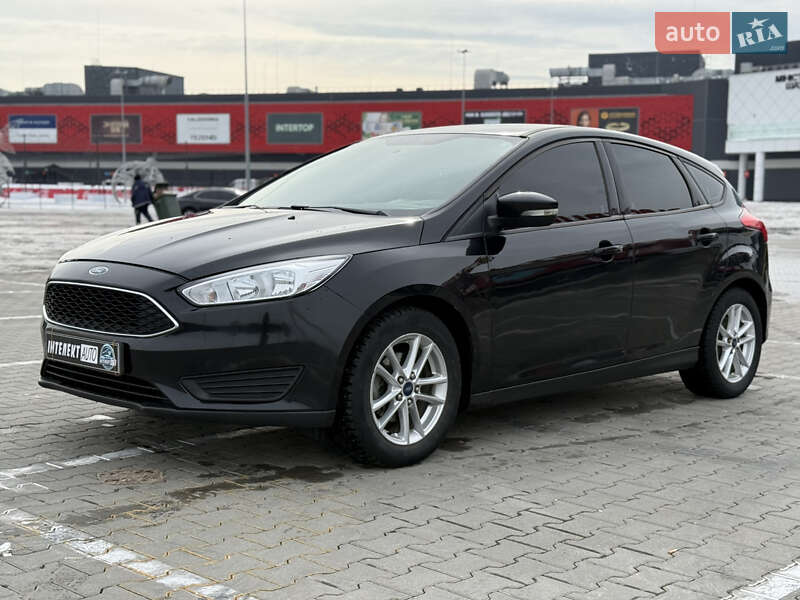Хэтчбек Ford Focus 2016 в Киеве