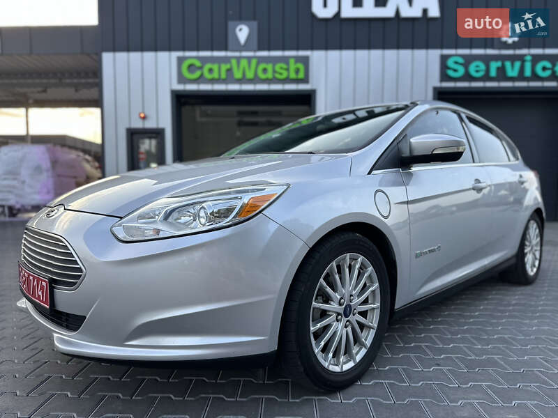 Хетчбек Ford Focus 2014 в Володимирі