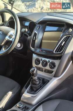 Хэтчбек Ford Focus 2013 в Киеве