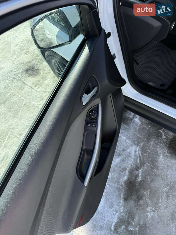 Хэтчбек Ford Focus 2013 в Фастове