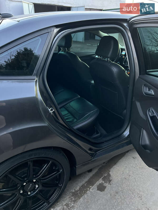Седан Ford Focus 2015 в Одессе