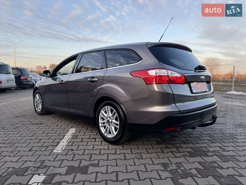 Универсал Ford Focus 2012 в Нововолынске