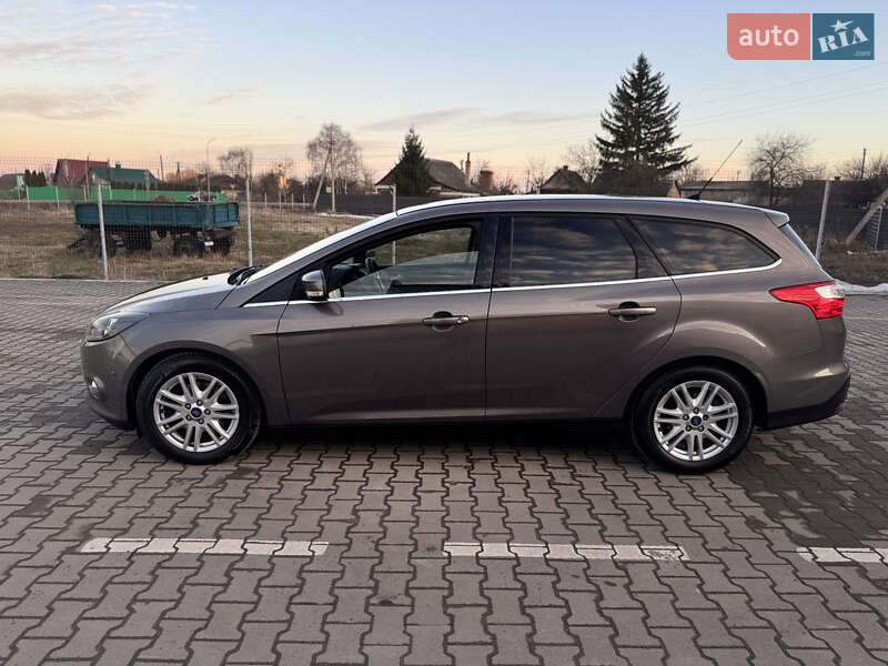 Универсал Ford Focus 2012 в Нововолынске