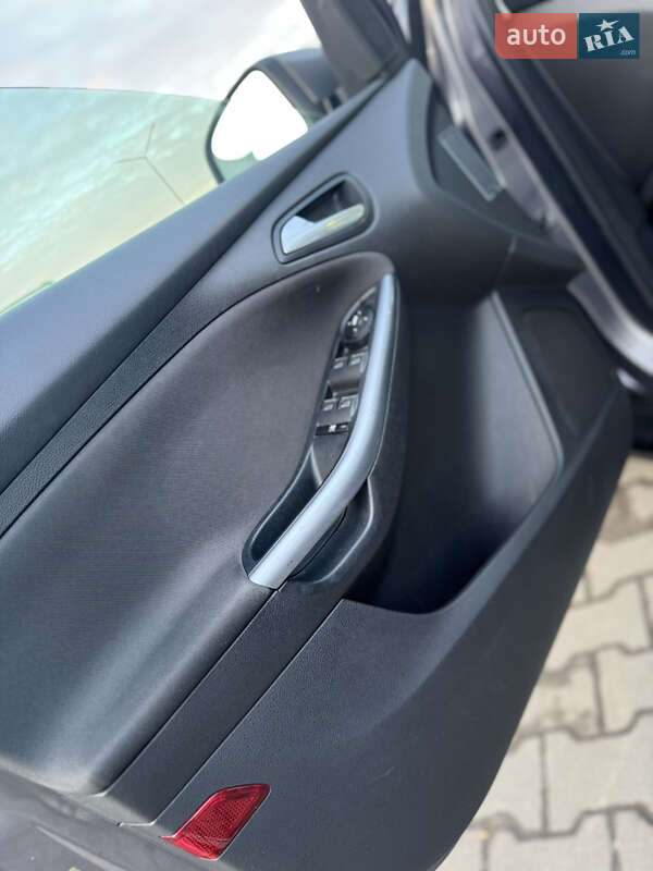 Универсал Ford Focus 2012 в Нововолынске