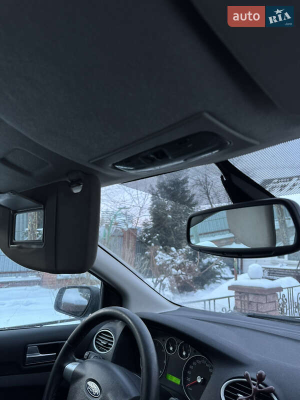 Хэтчбек Ford Focus 2005 в Львове