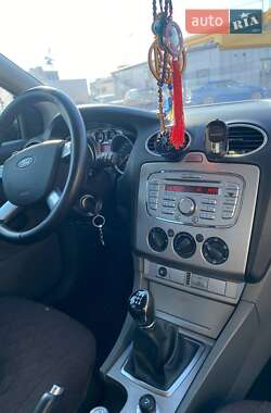 Универсал Ford Focus 2010 в Луцке