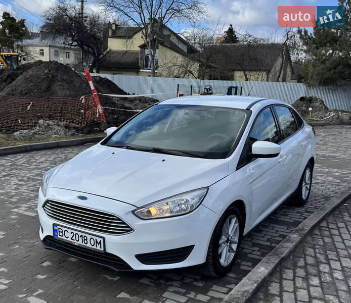Хетчбек Ford Focus 2017 в Львові фото Хетчбек Ford Focus 2017 в Львові