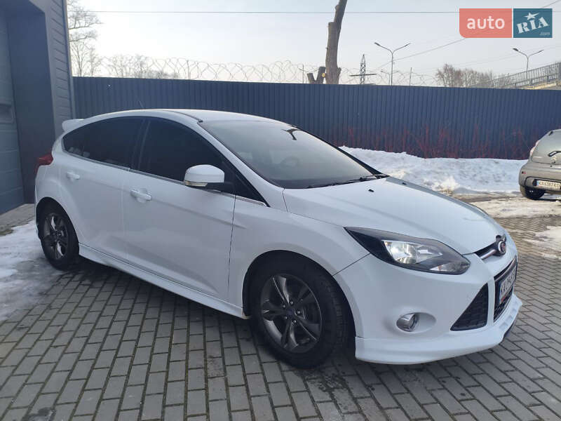 Хетчбек Ford Focus 2013 в Броварах фото 2 Хетчбек Ford Focus 2013 в Броварах