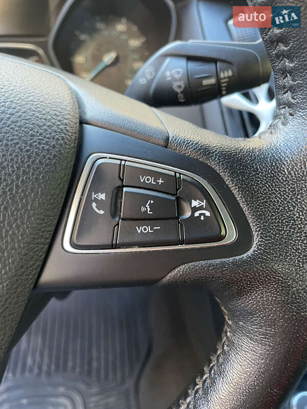 Седан Ford Focus 2017 в Ужгороде