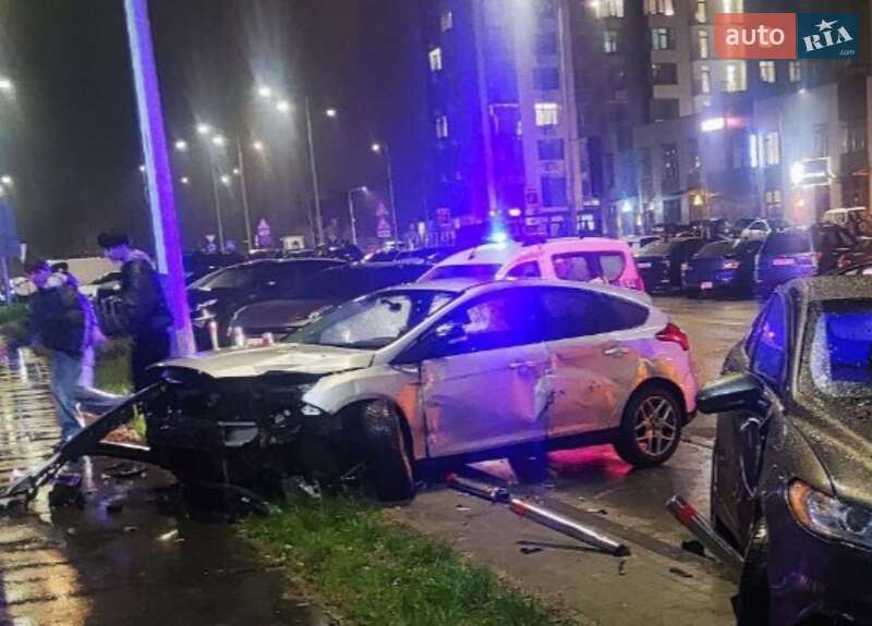 Хэтчбек Ford Focus 2014 в Киеве