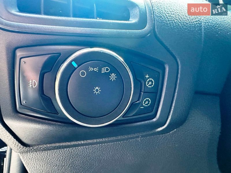 Хэтчбек Ford Focus 2012 в Запорожье