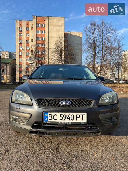 Хэтчбек Ford Focus 2007 в Львове