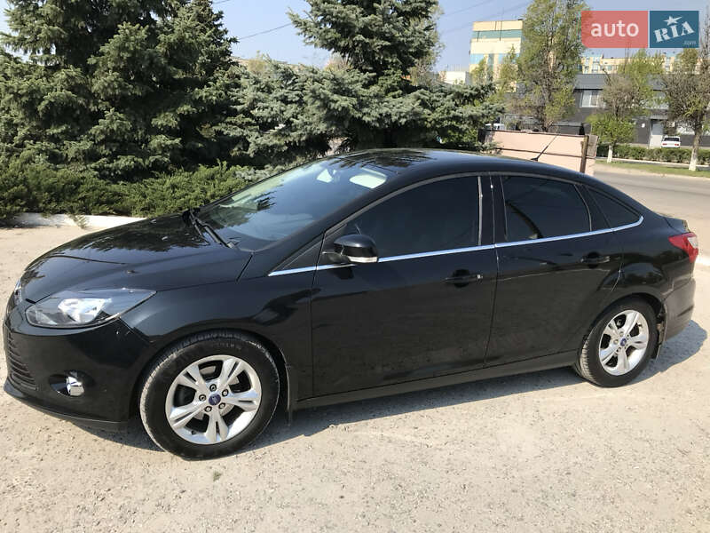 Седан Ford Focus 2011 в Кам'янському