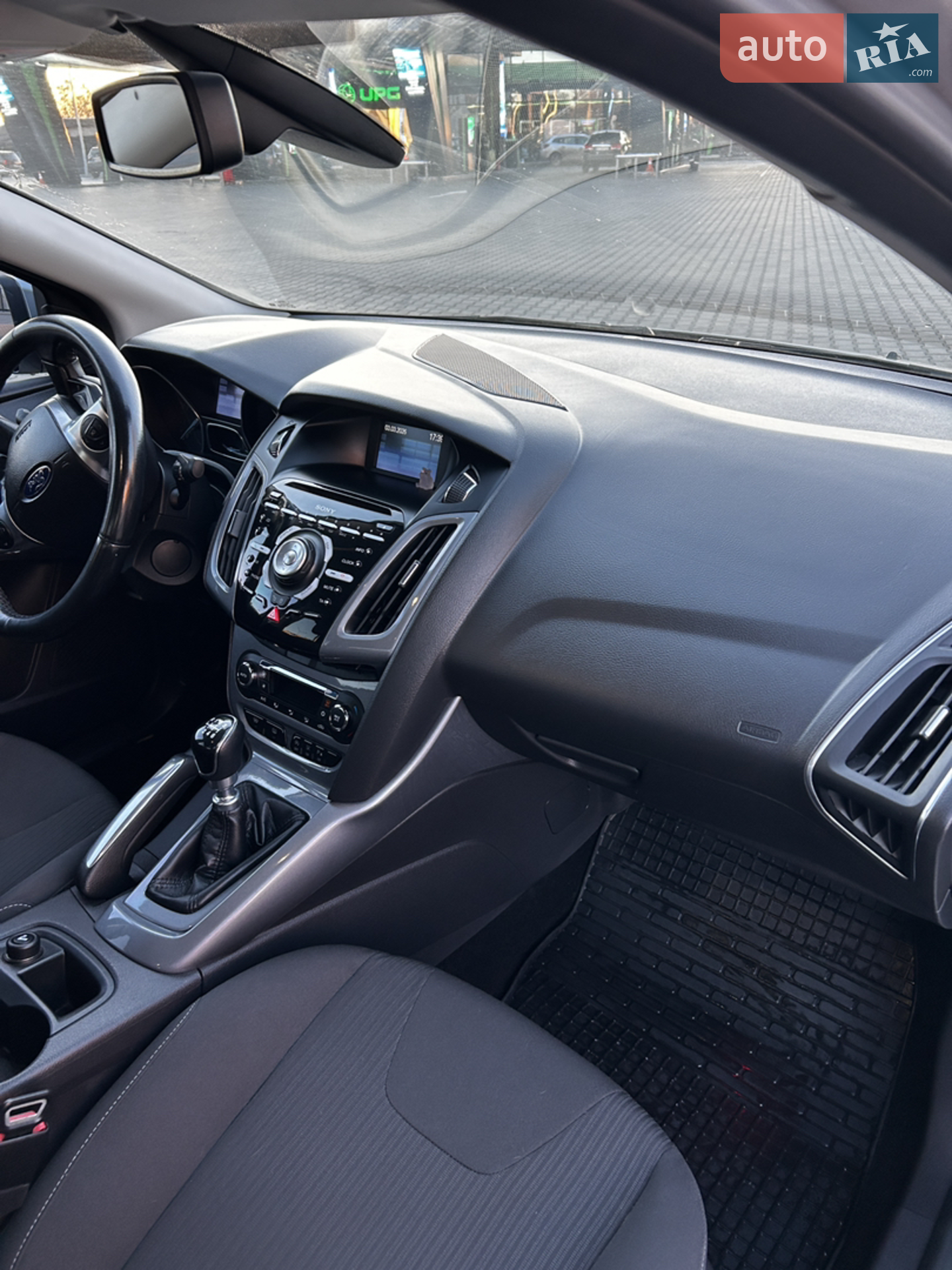 2011 Ford Focus - мініатюра 10