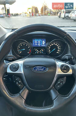Седан Ford Focus 2011 в Луцке