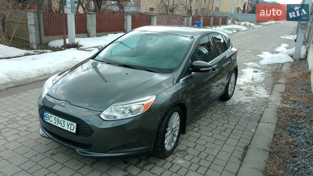 2017 Ford Focus - мініатюра 9