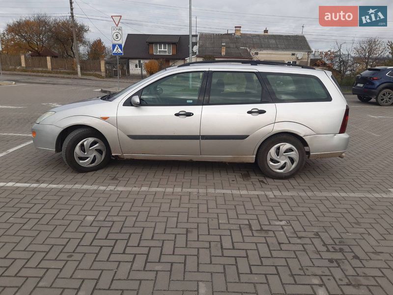 Универсал Ford Focus 2000 в Золочеве