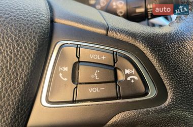 Седан Ford Focus 2017 в Ужгороде