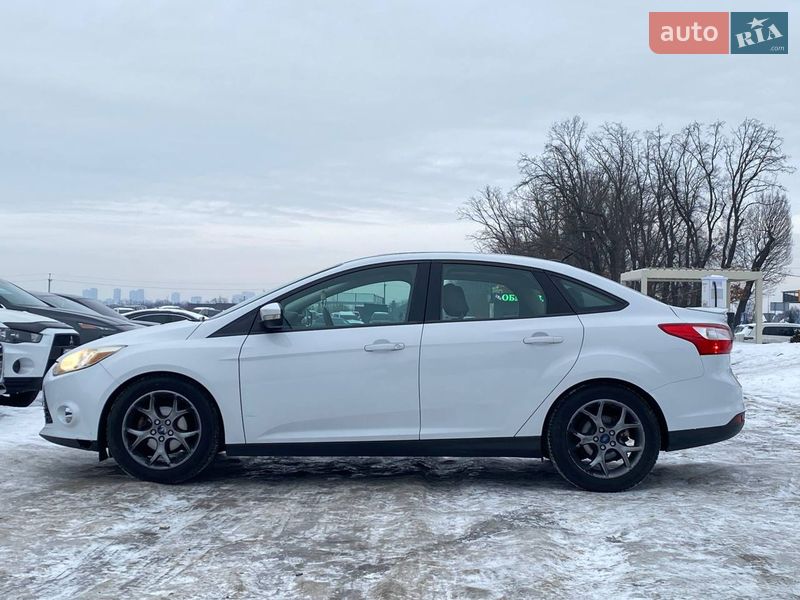 Седан Ford Focus 2014 в Киеве фото 8 Седан Ford Focus 2014 в Киеве