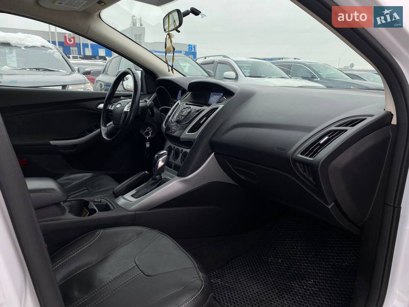 Седан Ford Focus 2014 в Киеве фото 21 Седан Ford Focus 2014 в Киеве