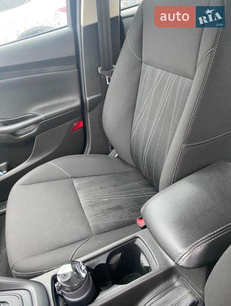 Седан Ford Focus 2016 в Крюківщині