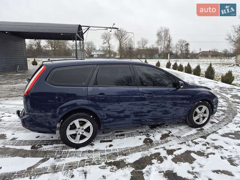 Универсал Ford Focus 2009 в Корце