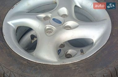 Універсал Ford Focus 2002 в Чернівцях