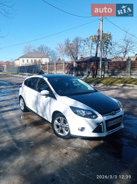 Хэтчбек Ford Focus 2013 в Остроге