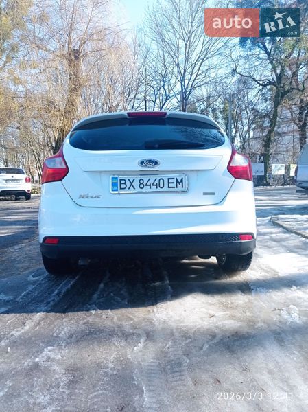 Хэтчбек Ford Focus 2013 в Остроге