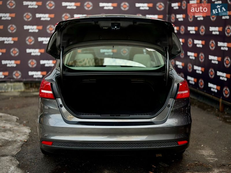 Седан Ford Focus 2014 в Киеве