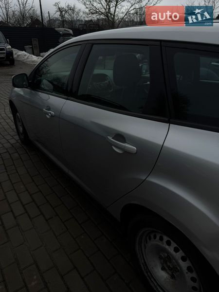 Універсал Ford Focus 2011 в Івано-Франківську
