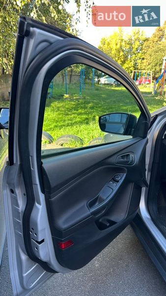 Седан Ford Focus 2017 в Житомирі фото 40 Седан Ford Focus 2017 в Житомирі