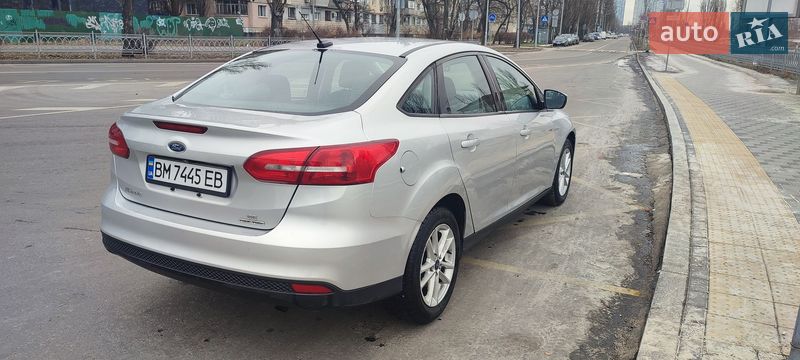 Седан Ford Focus 2016 в Киеве