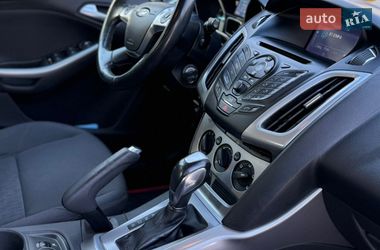 Хетчбек Ford Focus 2014 в Житомирі