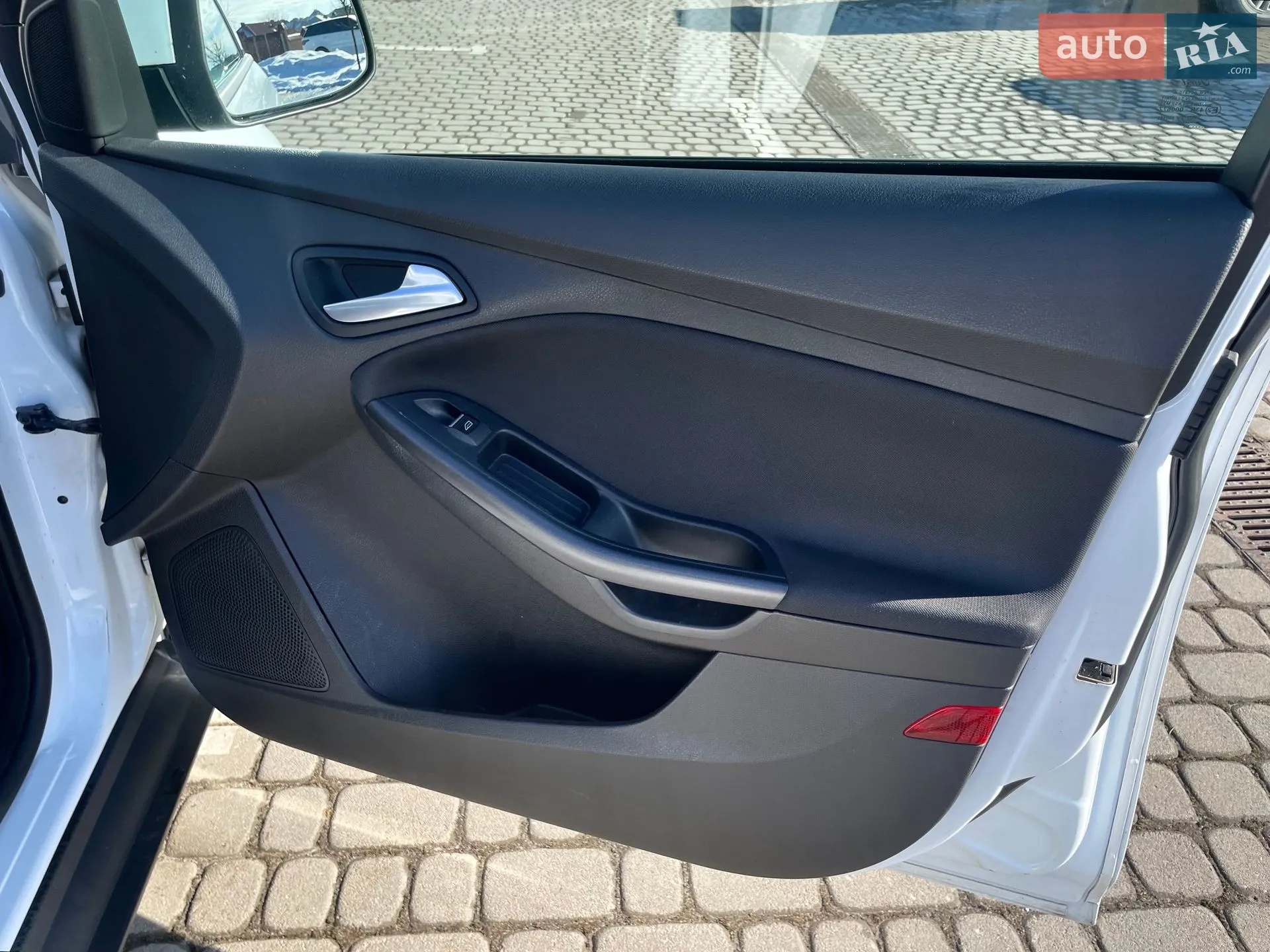 2018 Ford Focus - мініатюра 17