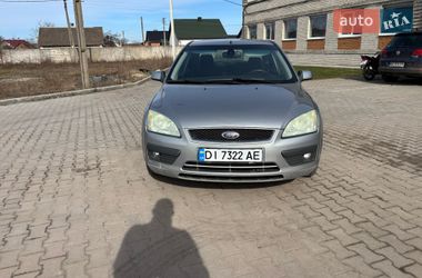 Седан Ford Focus 2005 в Великих Мостах