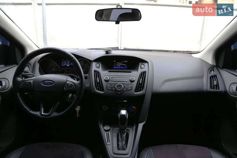 Седан Ford Focus 2016 в Киеве