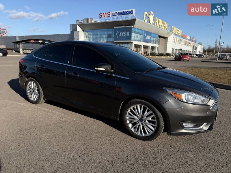 Седан Ford Focus 2015 в Кривому Розі
